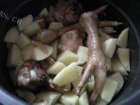 常吃不腻的鸡肉炖土豆的做法图解十三