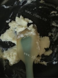 自制鲜奶雪露面包做法图解6)