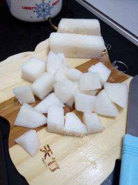 自己做的冰糖炖雪梨做法图解4)