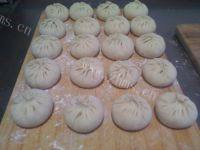简易版牛肉豆角包子做法图解14)