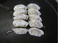 「DIY美食」煎饺做法图解1)