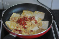 鲜嫩虾皮煎豆腐的做法图解七