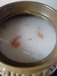 自制香菇滑鸡粥做法图解7)