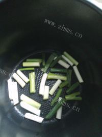 压力锅版焗鸭腿做法图解6)