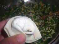 美味的韭菜猪肉饺子做法图解6)