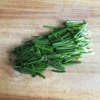 风味香菇丸子砂锅做法图解4)