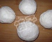 柔软度椰蓉蝴蝶面包做法图解2)