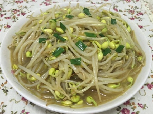 喷香的清炒豆芽