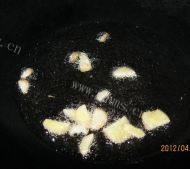 好吃的西红柿炒豆腐做法图解3)