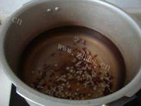 「家有大厨」红豆薏米汤做法图解3)