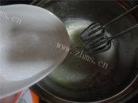 自制香甜的原味小四卷做法图解2)