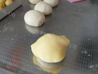 易做的菠萝包做法图解10)