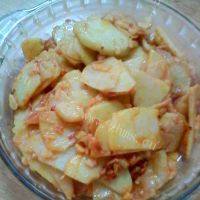 家常辣白菜炒土豆片