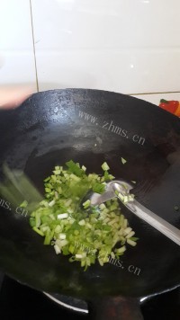 美味的南瓜炖土豆做法图解1)