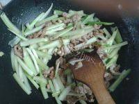 家常菜西芹炒肉丝