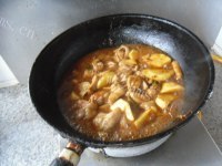 美味的土豆咖喱鸡做法图解9)