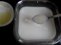 嫩嫩的杏仁豆腐做法图解5)