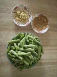家常菜蒜煸豆角做法图解1)