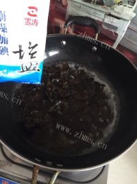 爽口的凉拌木耳做法图解2)