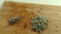 芳香四溢的韭菜炒河虾做法图解1)