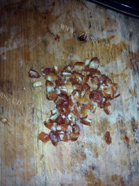 嫩滑的椰枣藕粉羹做法图解2)