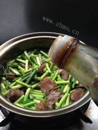 好吃的牛肉炒蒜苔做法图解10)