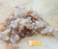 脆嫩可口的韭菜鸡蛋饺子做法图解3)