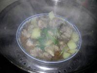 营养丰富的土豆蒸排骨