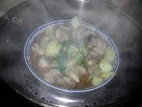 营养丰富的土豆蒸排骨