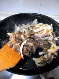 家常菜洋葱炒牛肉