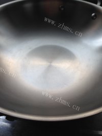美味的爆炒卤牛杂做法图解4)