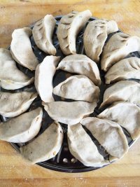 健康营养的蒸粗粮素饺做法图解15)