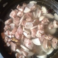 好喝的炉火萝卜羊肉汤做法图解8)