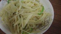家常菜青椒土豆丝