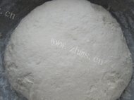 奶香豆沙包做法图解3)