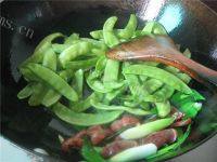 家常菜腊味荷兰豆做法图解9)
