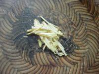 从此爱上蒜薹炒肉做法图解4)