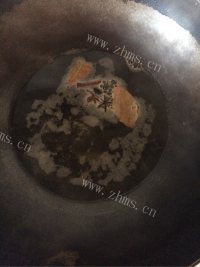 下酒菜五香烤花生做法图解2)