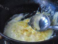家常菜金银豆腐做法图解6)
