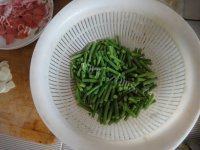 「DIY美食」豇豆炒肉做法图解5)