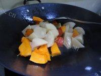 DIY玉米土豆南瓜排骨做法图解5)