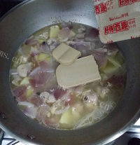美味彩蔬奶炖鸡腿肉做法图解12)