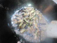 家常菜蚝油肉末茄子做法图解8)