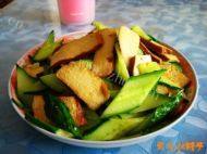 家常菜黄瓜炒豆干