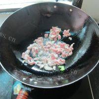有特色的辣椒炒肉做法图解3)