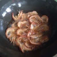 美味的椒盐虾做法图解4)