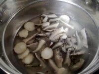 自己做的蘑菇鸡肉意面做法图解6)
