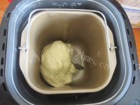 美味红豆馅小面包做法图解2)