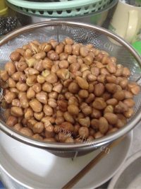 下酒菜香酥花生米做法图解6)