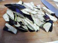 家常菜茄子烧豆腐做法图解2)